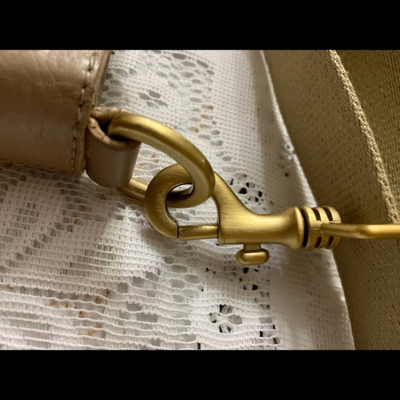 Bally tan/gold pebbled leather crossbody bag - Picture 7 of 16